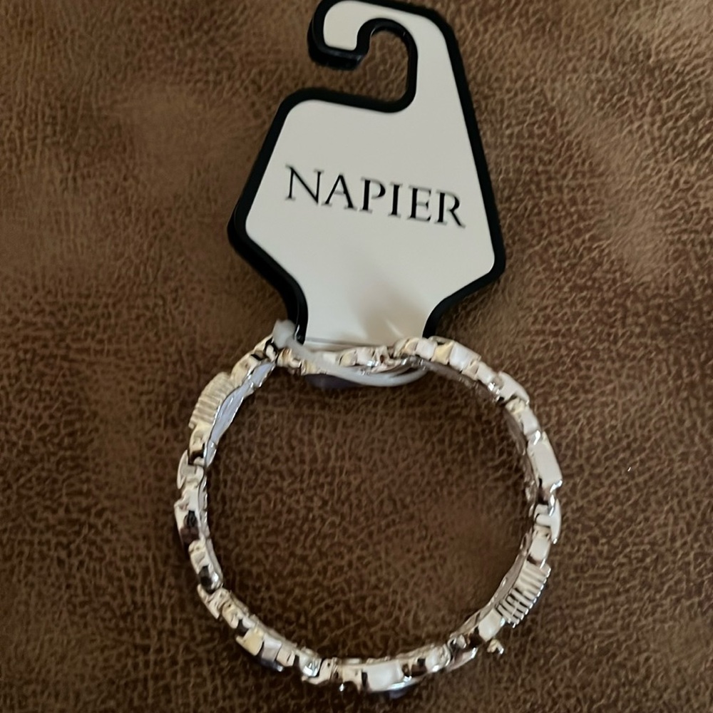 Napier brand silver & amethyst stretch bracelet